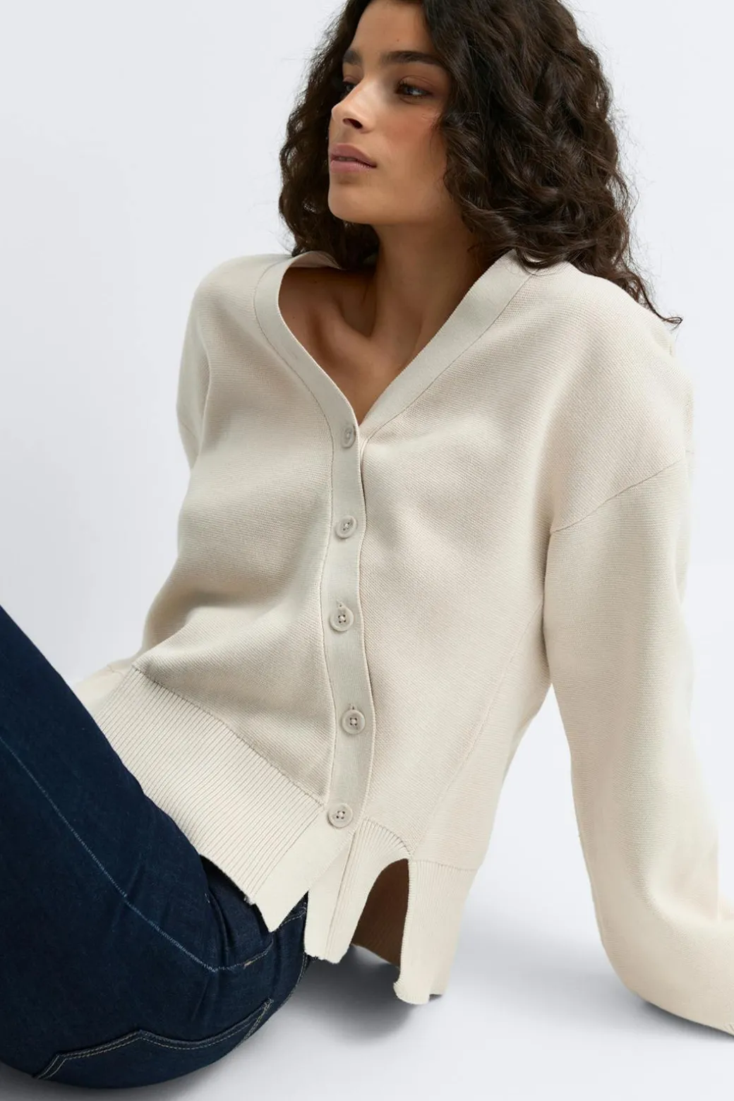 Asymmetric knitted cardigan