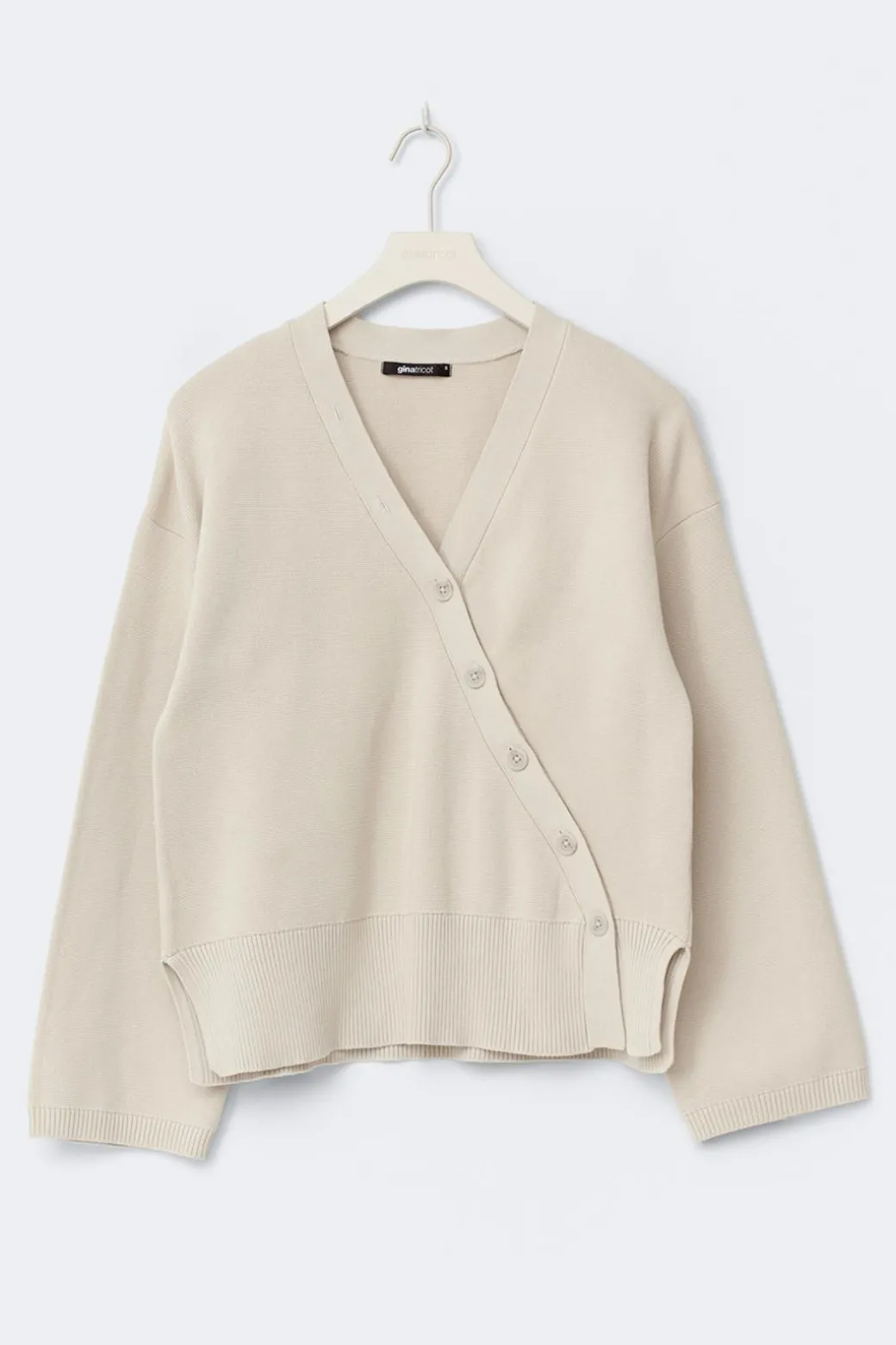 Asymmetric knitted cardigan
