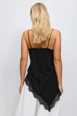 Asymmetric lace singlet