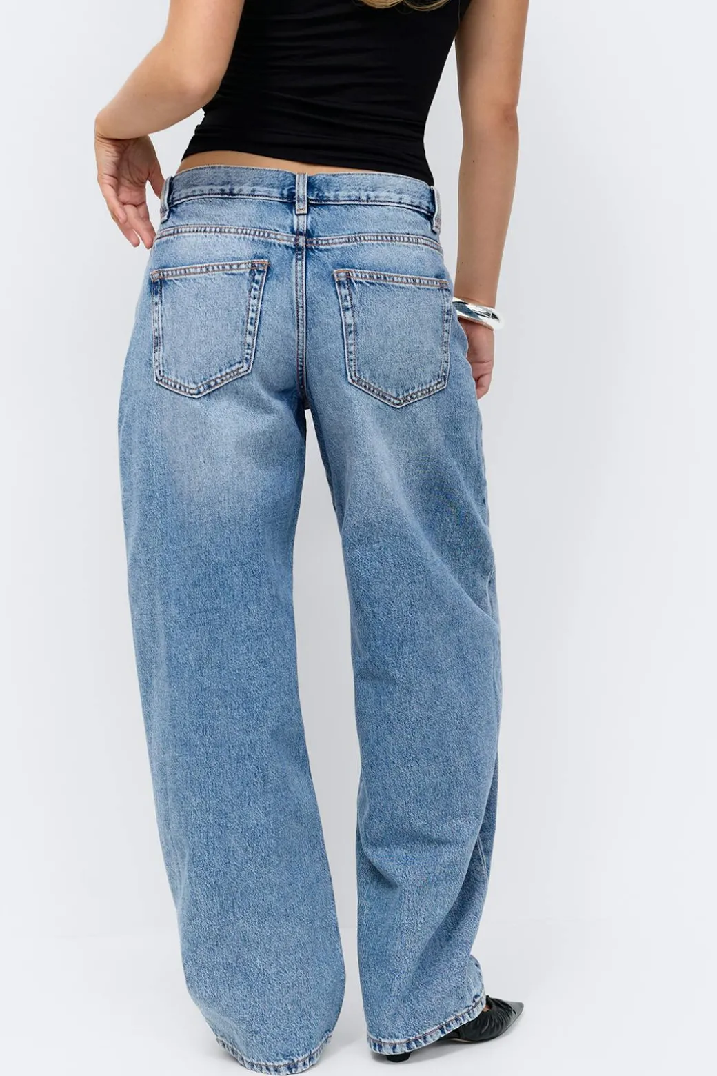 Balloon jeans