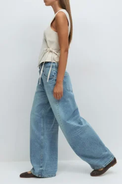 Barrel balloon jeans