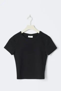 Basic tight top