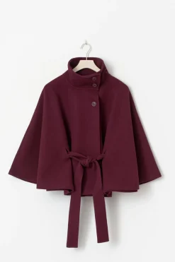 Belt cape jacket