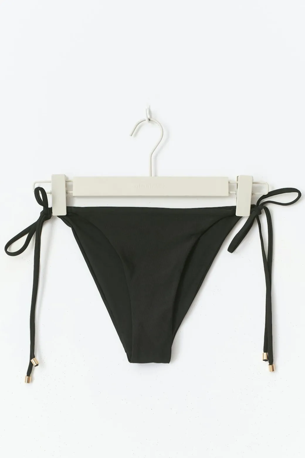 Bikini triangle brief