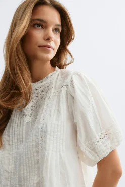 Broderie anglaise blouse