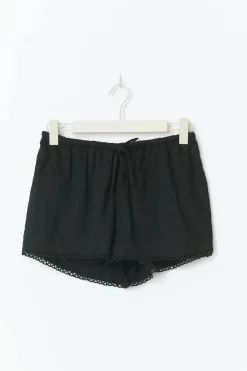 Broderie anglaise shorts