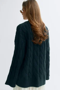 Chunky knitted cable cardigan