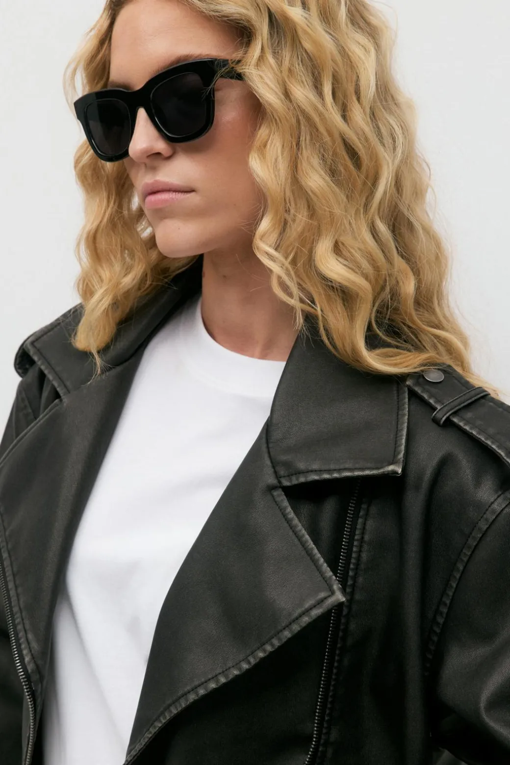 classic chunky sunglasses