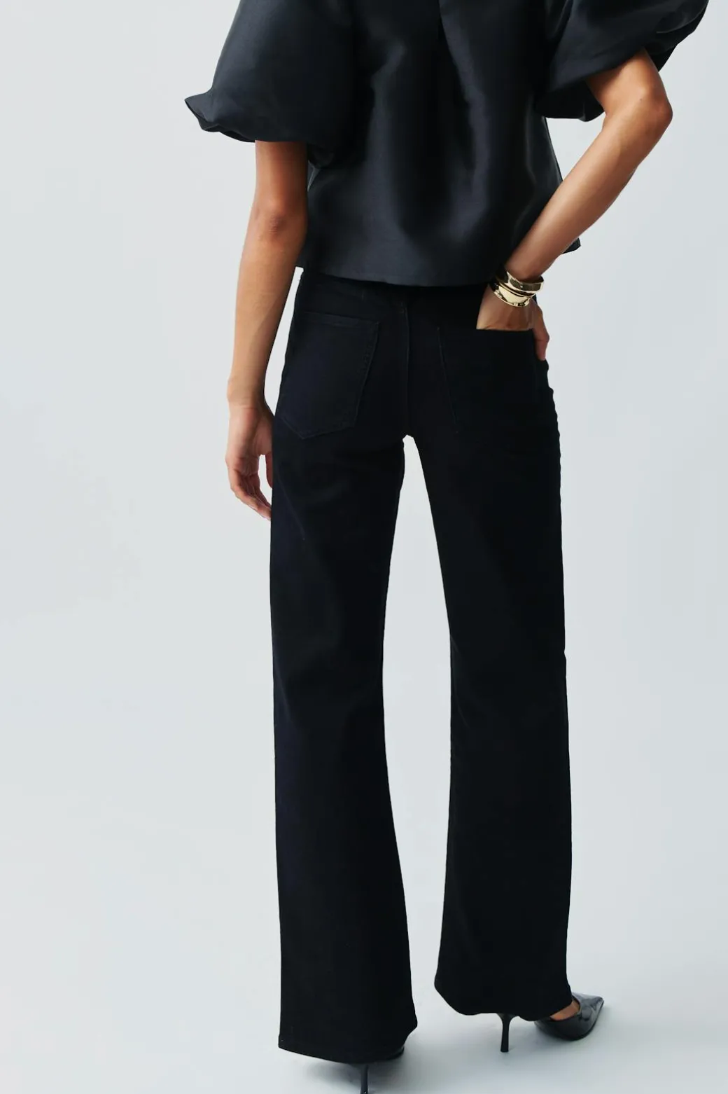 Comfy wide jeans