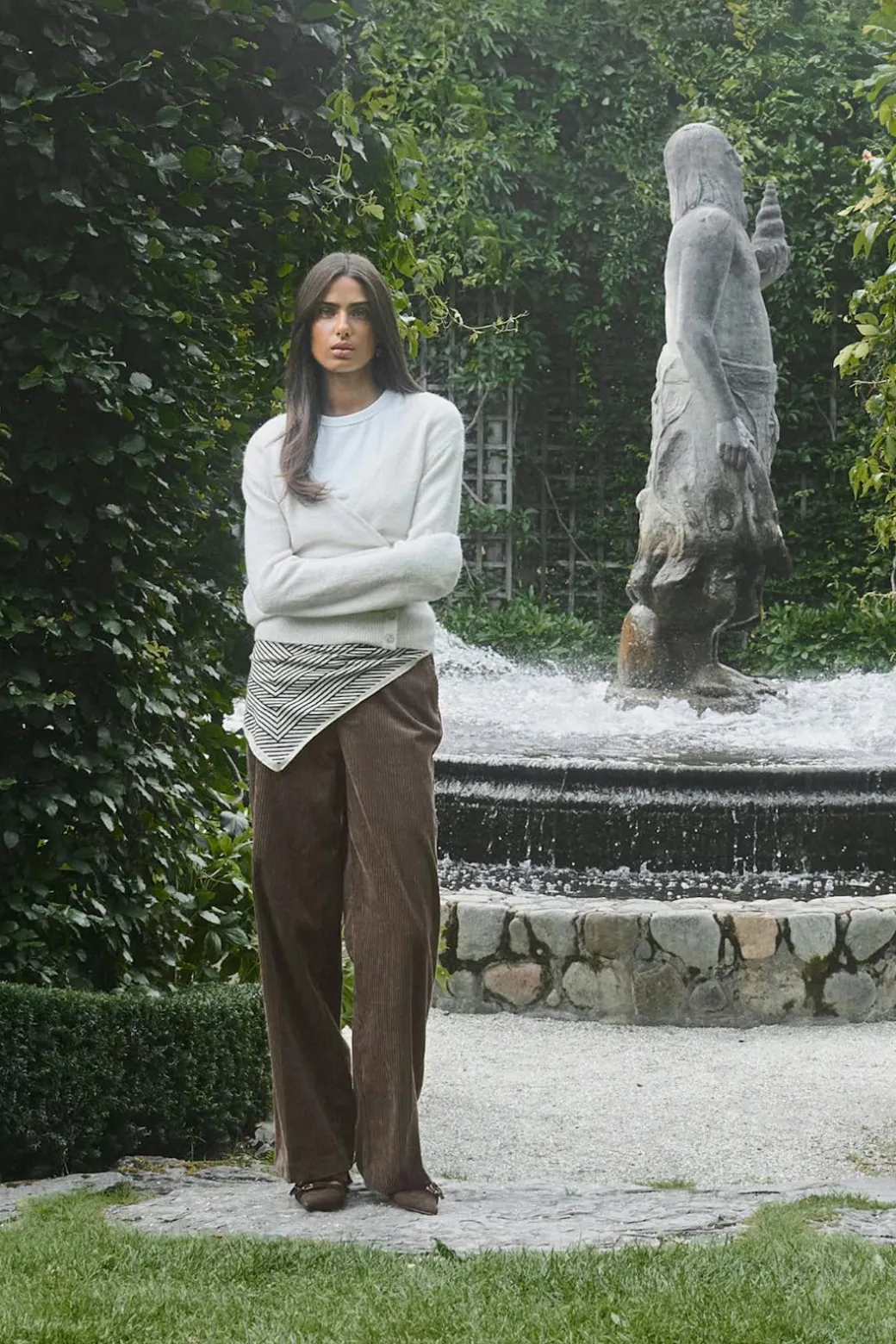 Corduroy high waist trousers