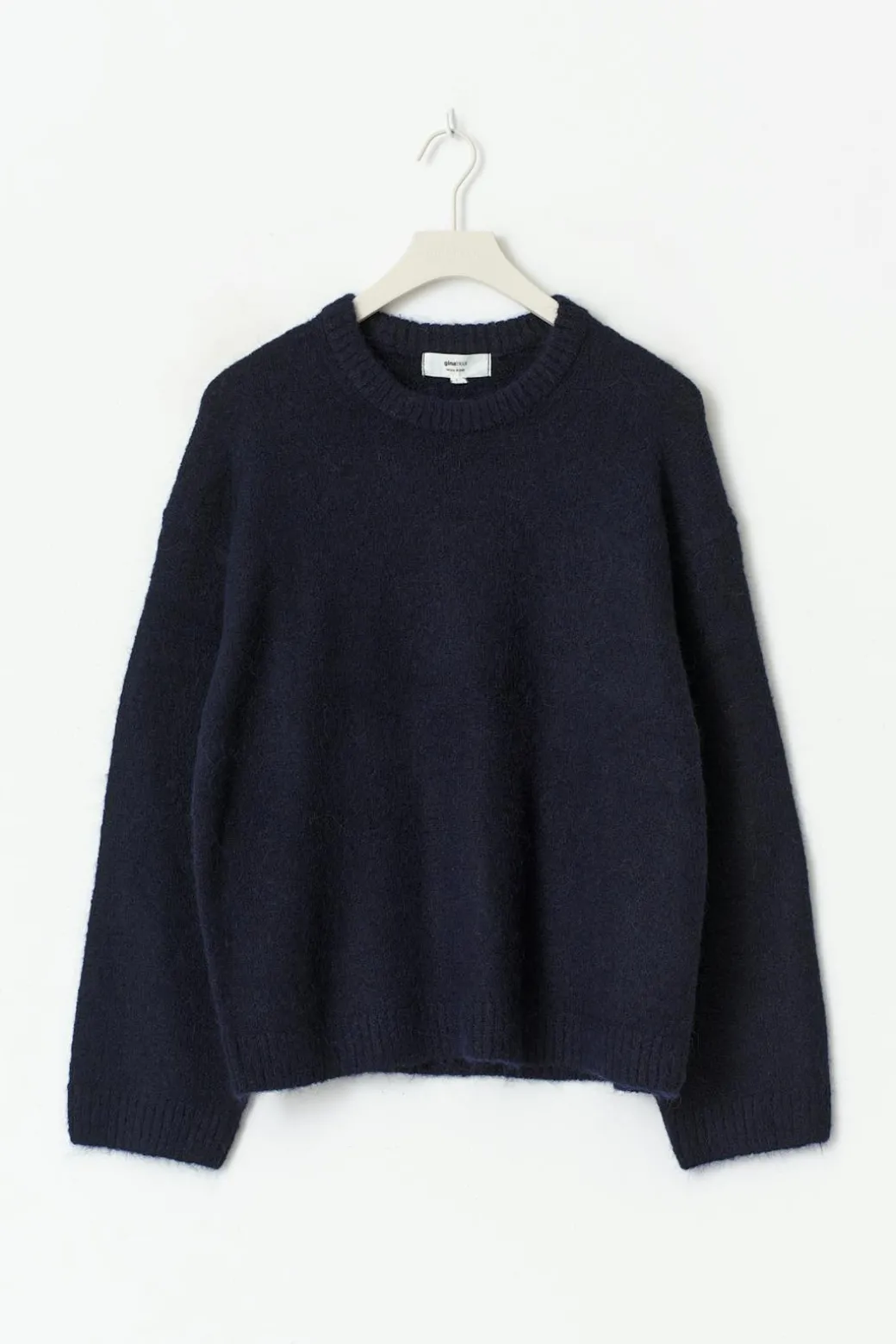Crew neck knitted sweater