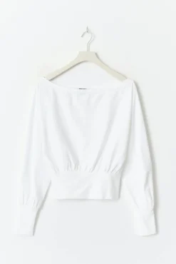 Cuff detail top