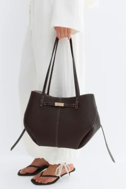 Detail midi bag