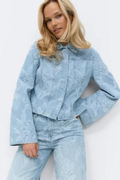 Embroidery denim shirt