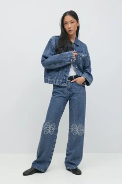 Embroidery jeans