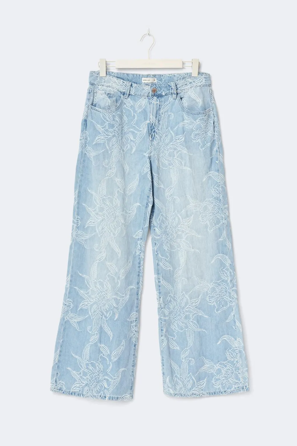 Embroidery jeans