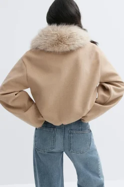 Faux fur collar jacket
