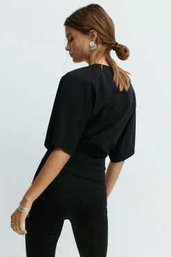 Fitted top
