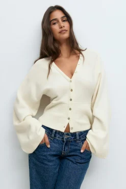 Fitted waist knitted cardigan