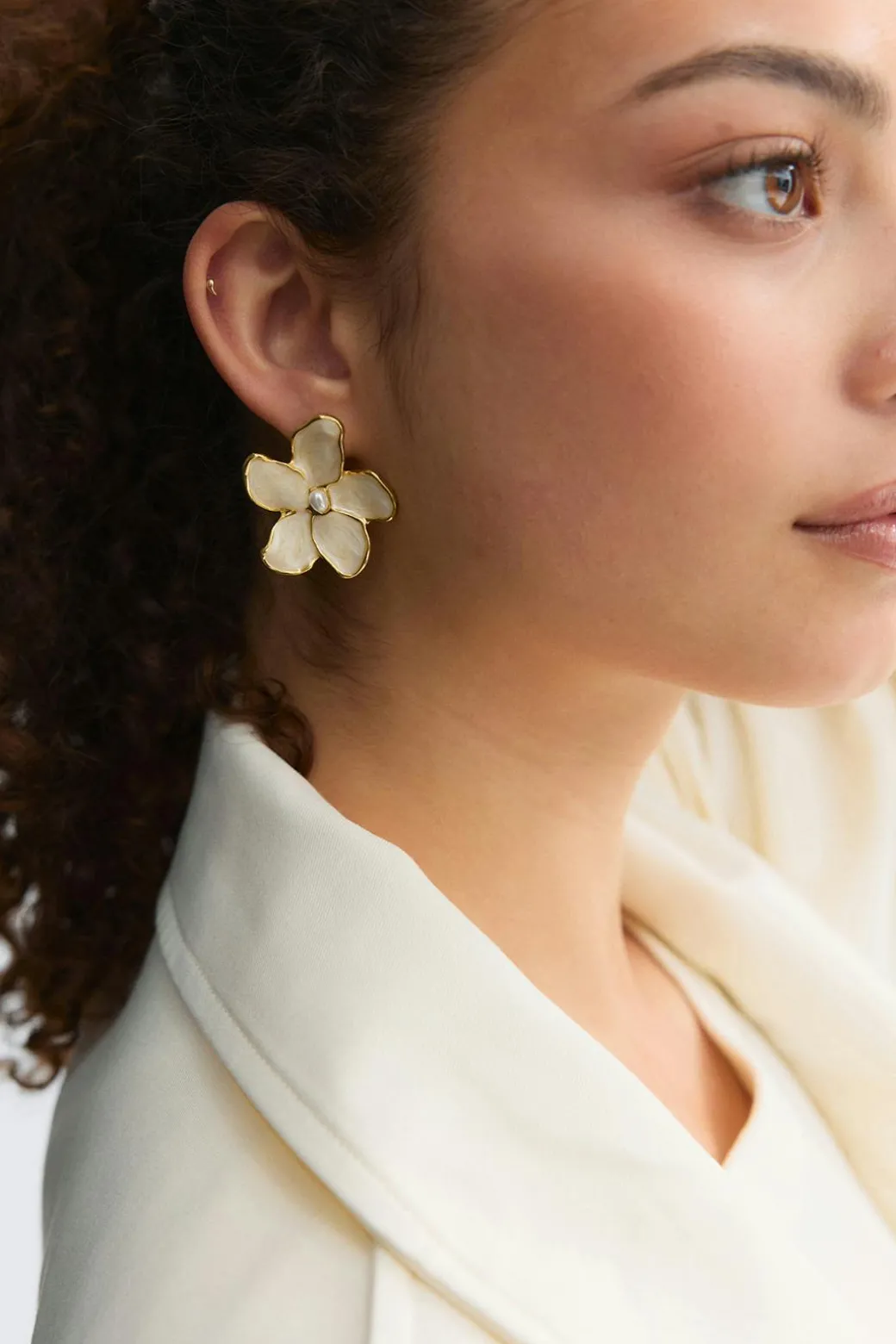 Flower earrings