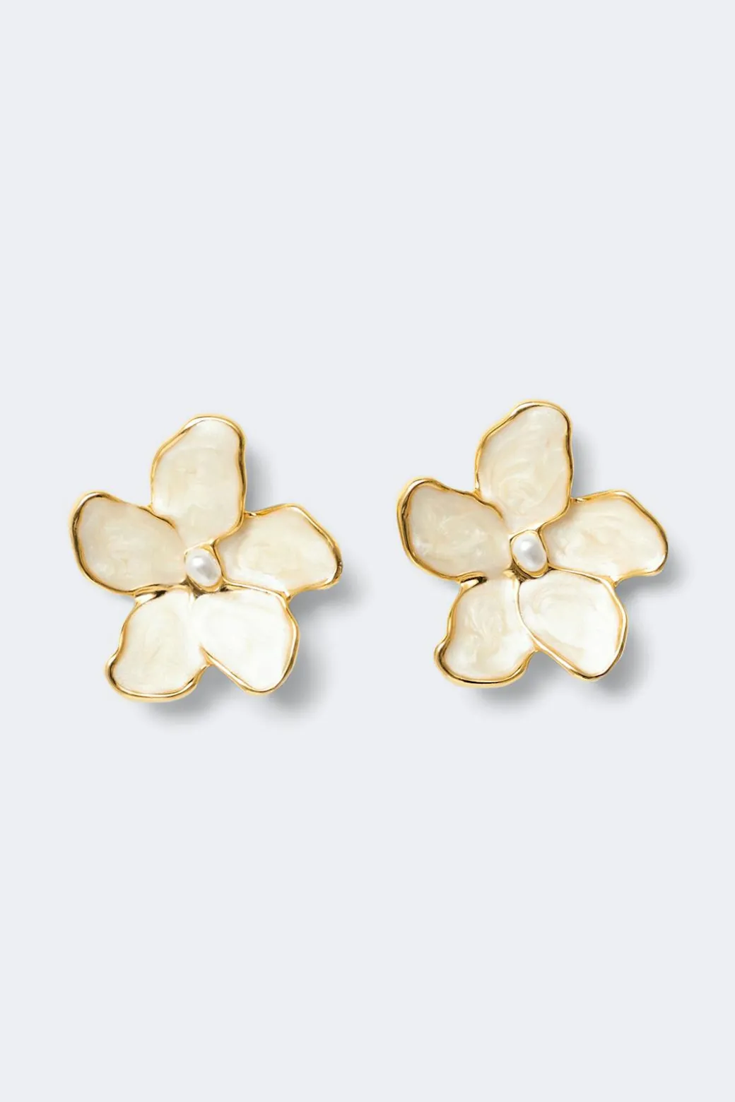 Flower earrings