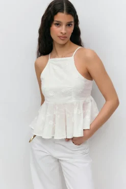 Halterneck anglaise top