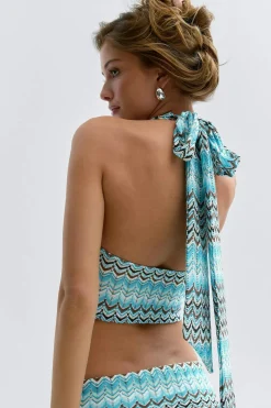 14+ halterneck top