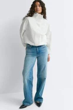 High neck sporty jacket