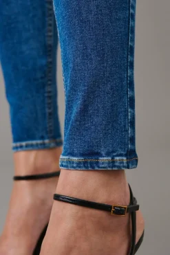high waist jeans