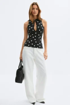 Keyhole tie top