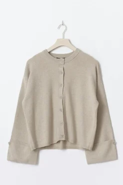 Knitted cardigan