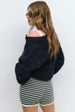 Knitted crochet shorts