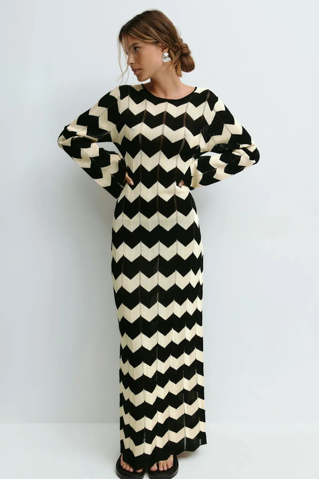 Knitted flowy maxi dress