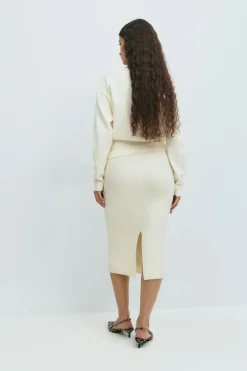 Knitted pencil skirt
