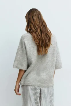 Knitted short sleeve top