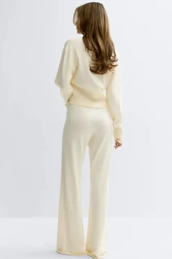 Knitted trousers