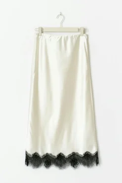 Lace midi skirt