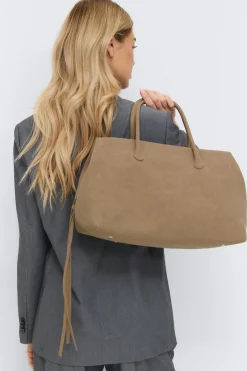 Large shopper