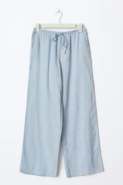 linen blend trousers