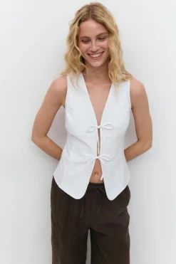 Linen blend vest