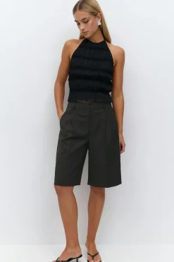 Long bermuda shorts