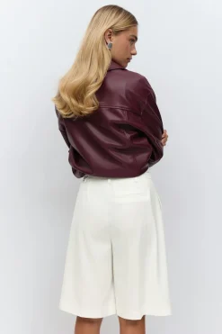 Long bermuda shorts