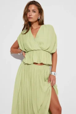 Loose sleeveless top