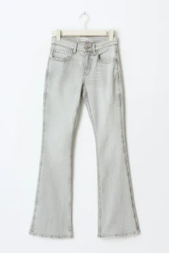 Low petite bootcut jeans
