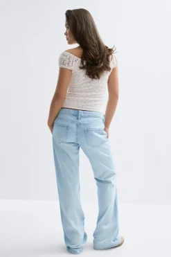 Low waist loose bootcut jeans