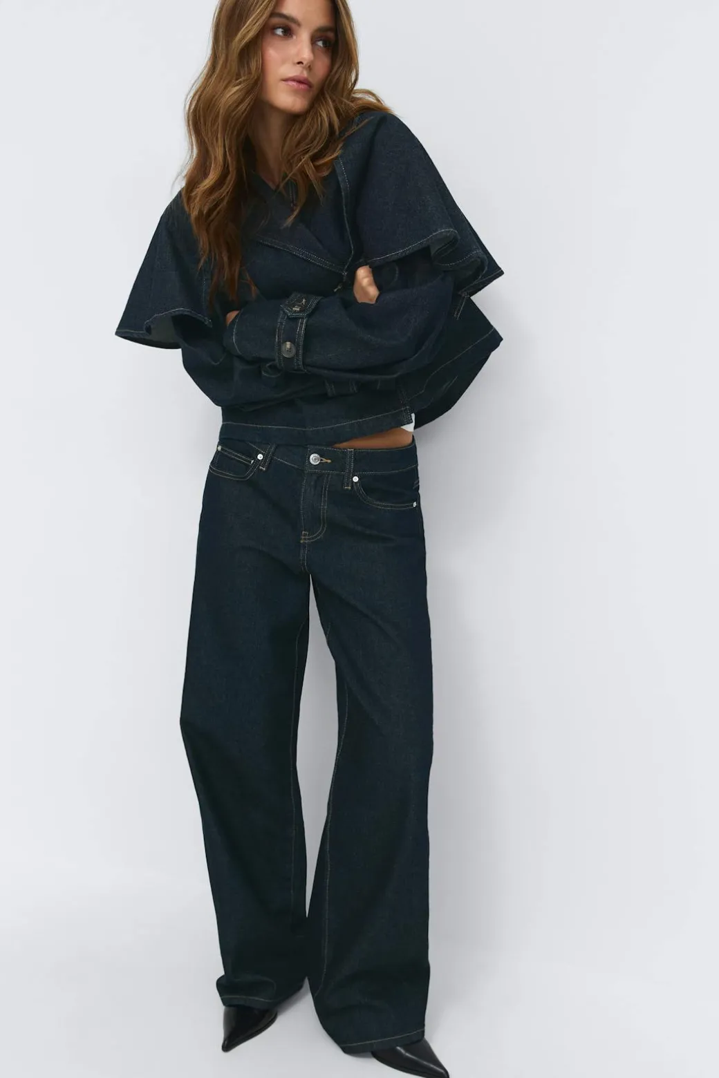 Low wide jeans