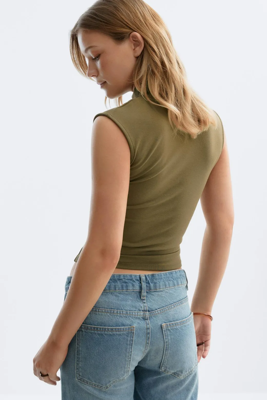 Mandarin collar button top