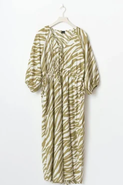 Maxi lacing dress