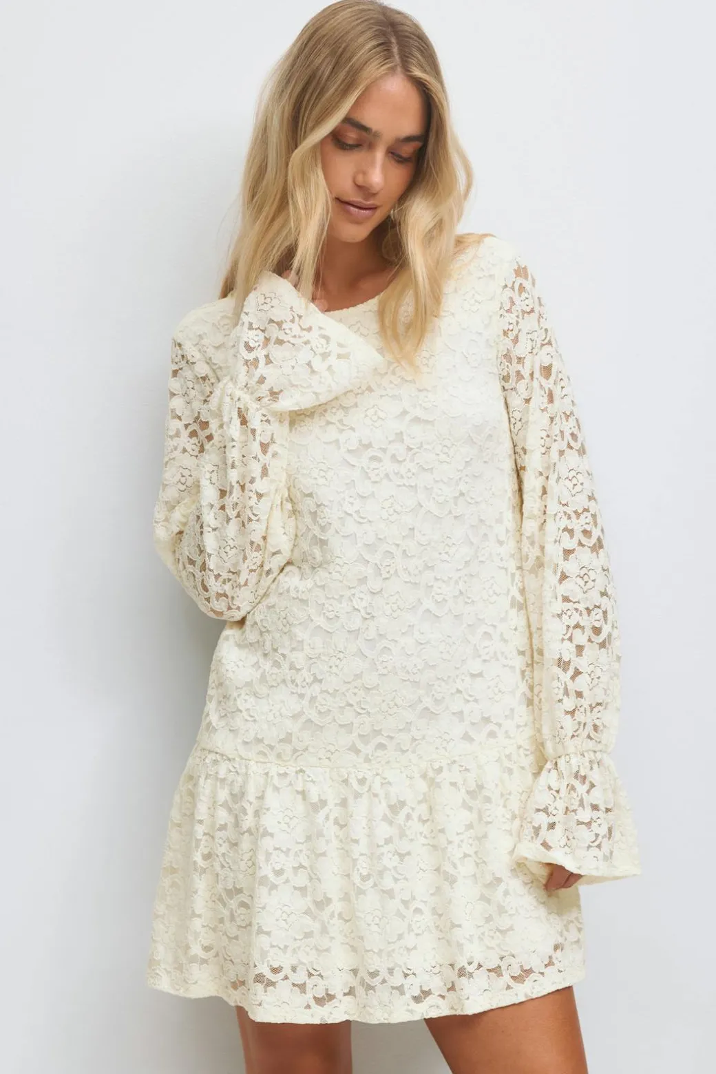 Mini lace dress