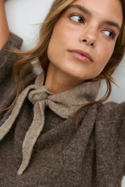 Mini scarf